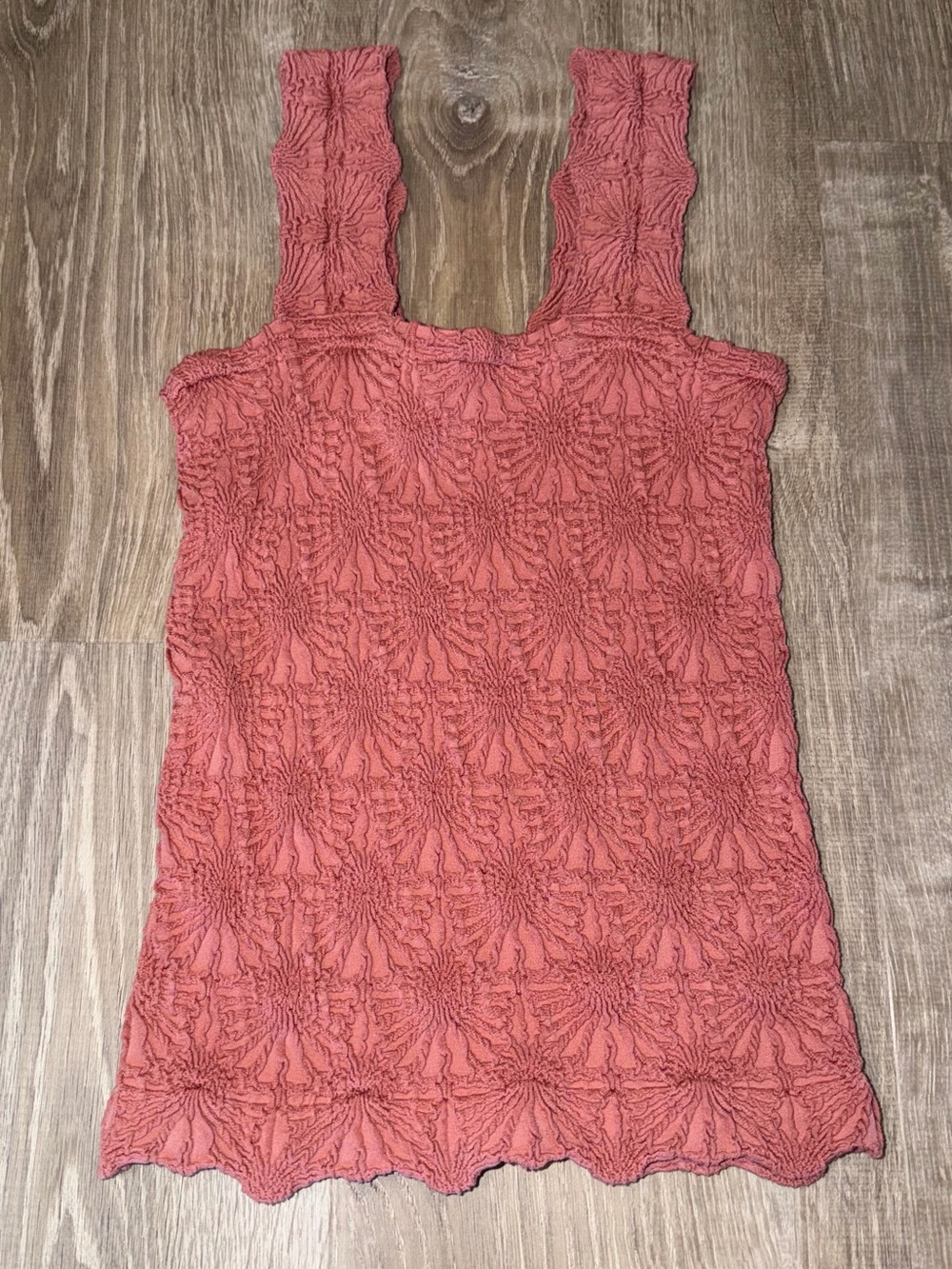 ALTAR’D STATE Tank - M/L